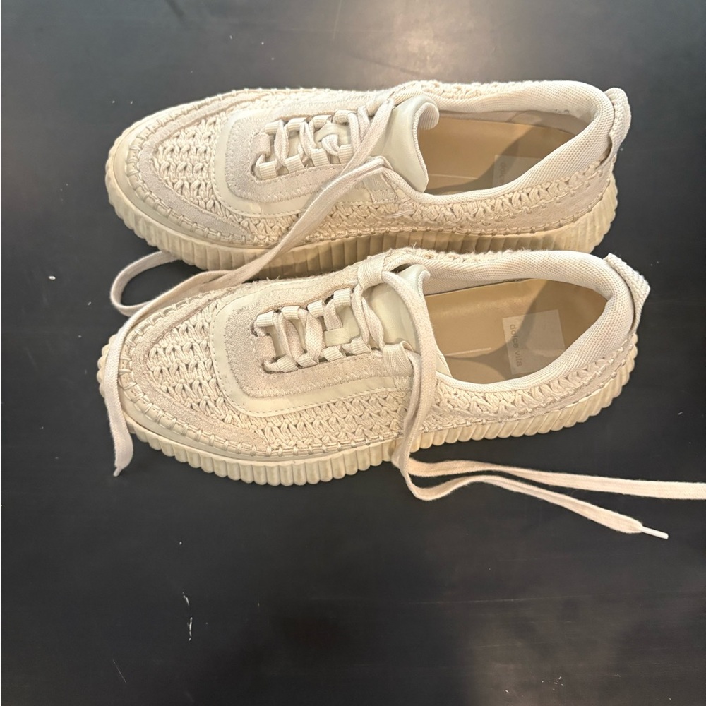 Dolce Vita Cream Lace-Up Sneakers - Dolen sneakers - sandstone- gently worn